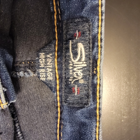 Silver Jean's distressed high-rise shorts - Picture 5 of 6